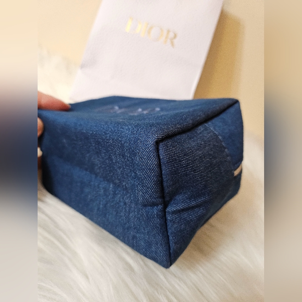 ❌SOLD❌ 💙Dior Denim Crossbody💙 - Picture 5 of 14